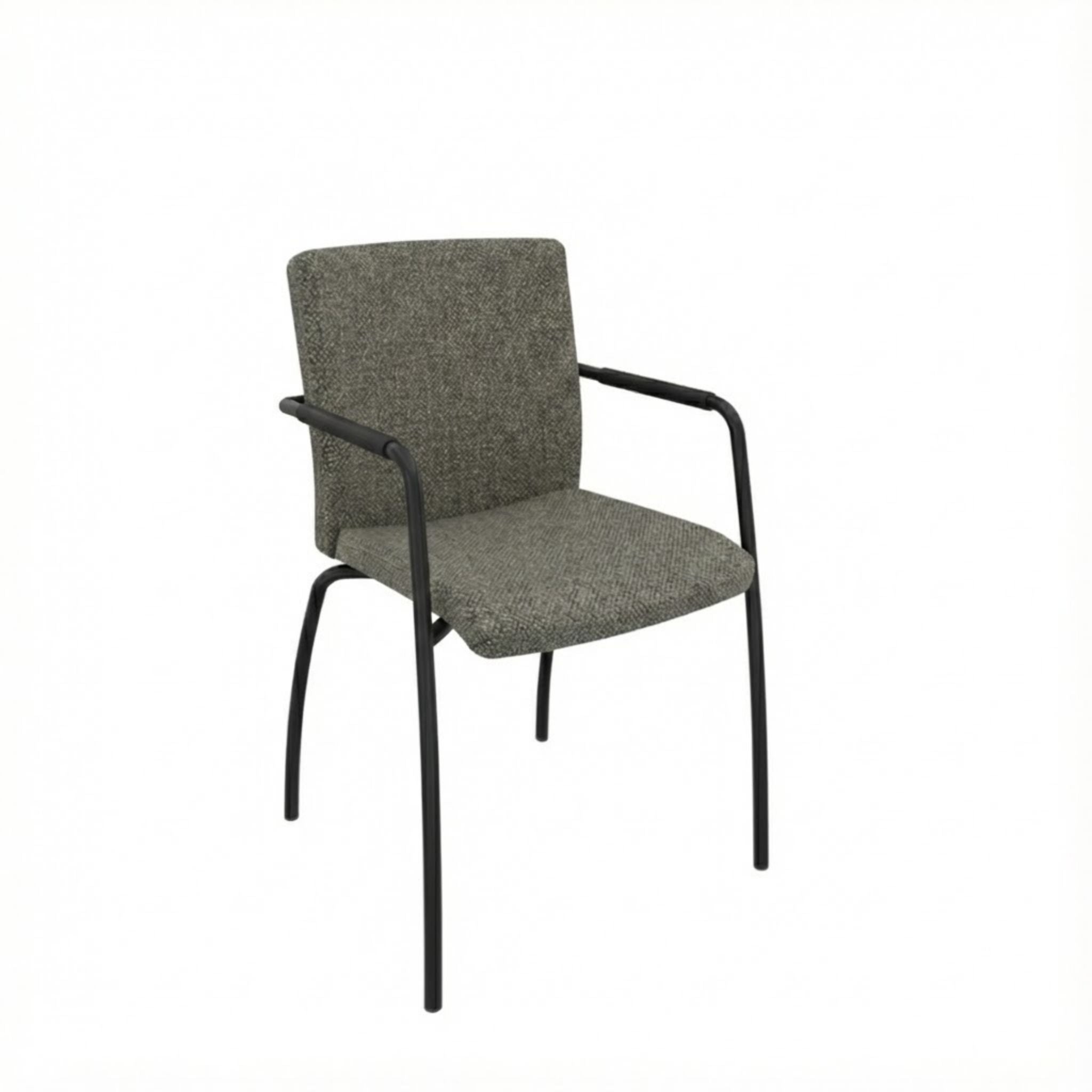 Vergaderstoel Eden met zwart 4-poots frame met grijze stoffering op zitting en rugleuning.