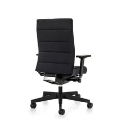 3C04_Bureaustoel_Interstuhl_Achteraanzicht