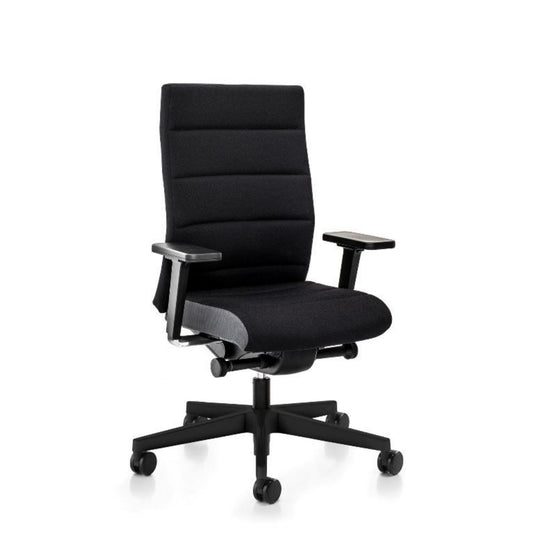 3C04_Bureaustoel_Interstuhl_SchuinVooraanzicht