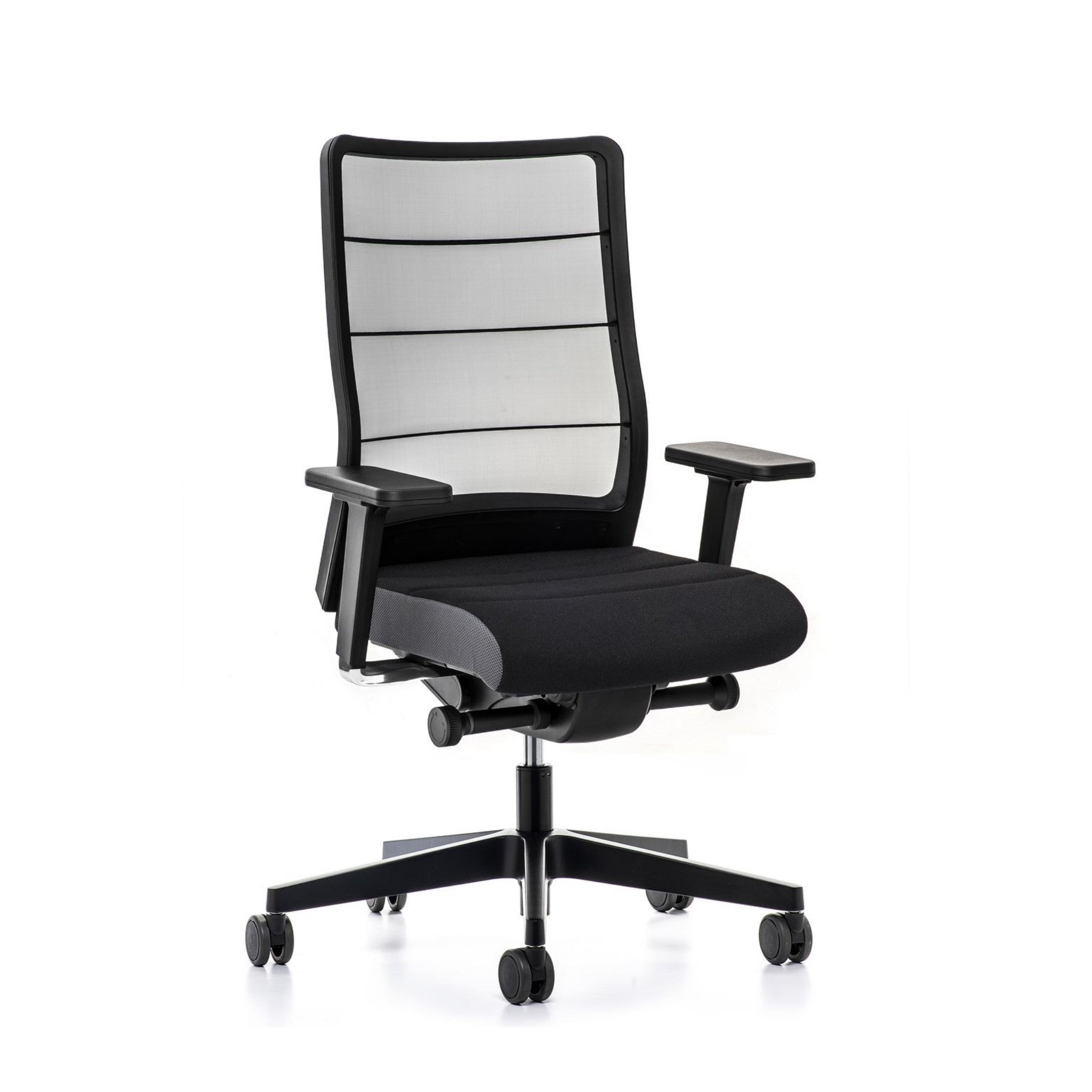 3C44_Bureaustoel_Interstuhl_SchuinVooraanzichtRechts