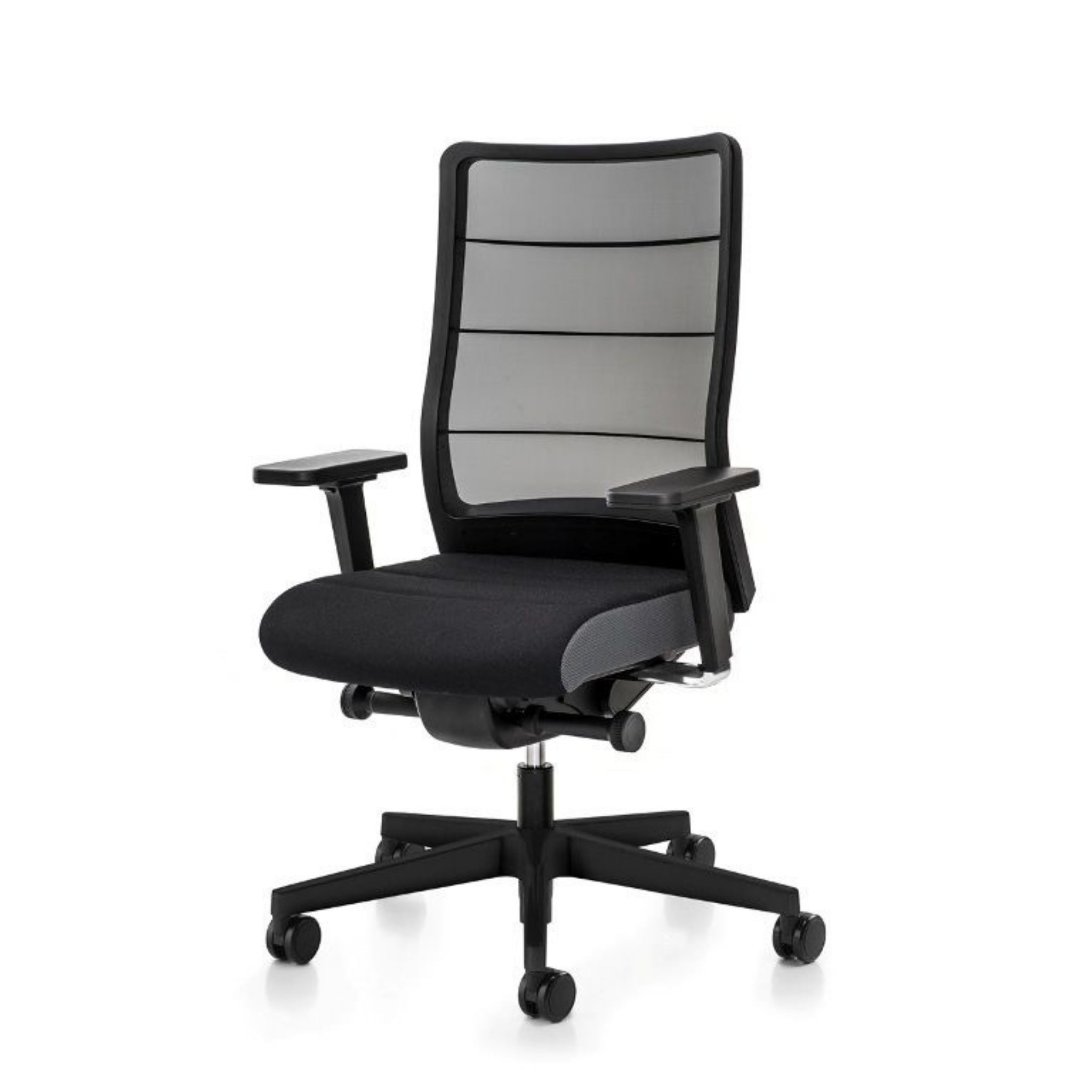 3C44_Bureaustoel_Interstuhl_SchuinVooraanzichtlinks