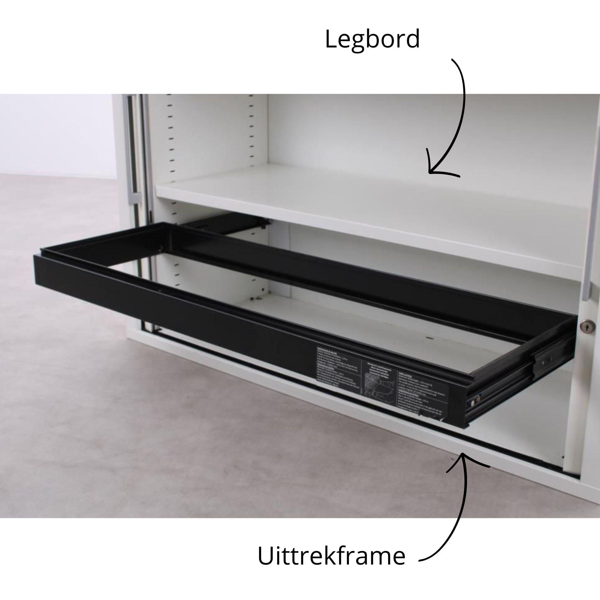 Carré roldeurkast 198 hg. x 120 br..