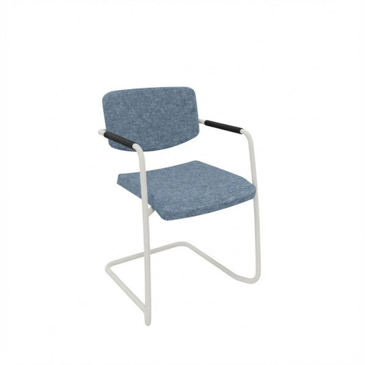 Stoel met slede frame met armleggers, wit frame en blauw stoffering.