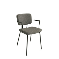 Stoel met armleuningen met zwart frame en grijze stof