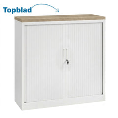 Roldeurkast 118 hg. x 120 br. + 2 legborden