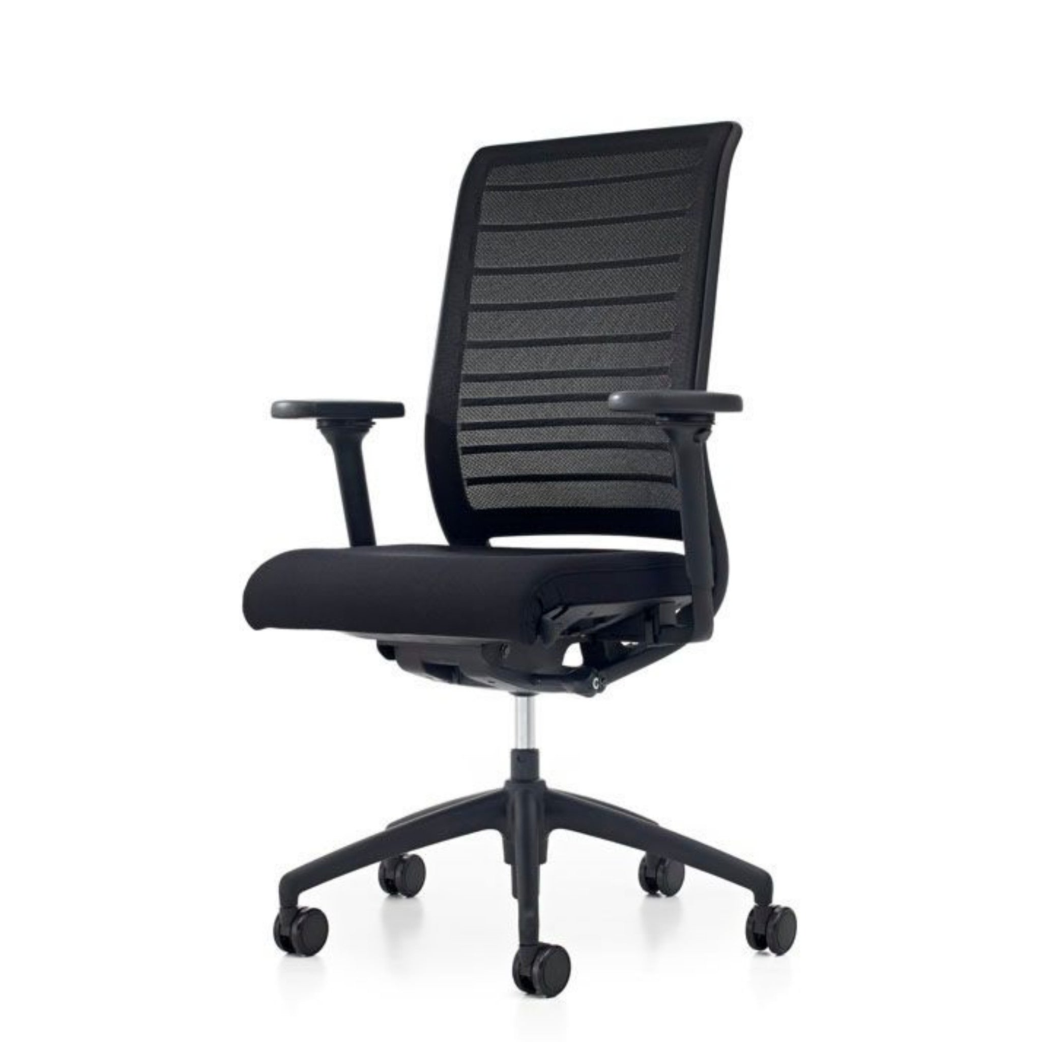 Hero172H_Bureaustoel_Interstuhl_Schuinvooraanzichtlinks