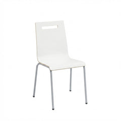Moderne project-, kantinestoel wit met handgreep en is stapelbaar tot 10 stuks.