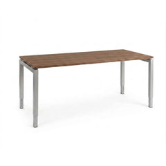 Standaard bureau 4-poots aluminium